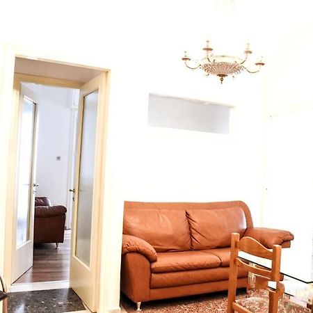 Athens Central 3Bd Apartment Next To Metro Luxury ภายนอก รูปภาพ