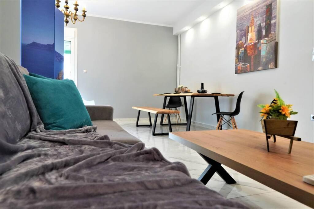 Athens Central 3Bd Apartment Next To Metro Luxury ภายนอก รูปภาพ
