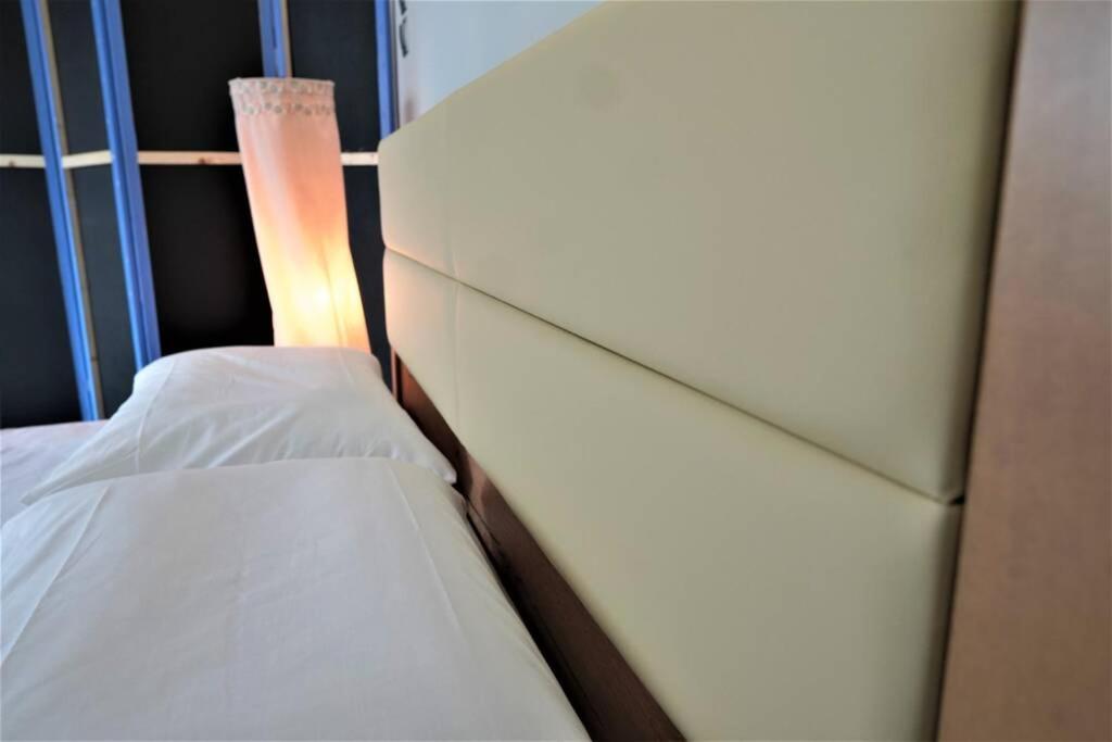 Athens Central 3Bd Apartment Next To Metro Luxury ภายนอก รูปภาพ
