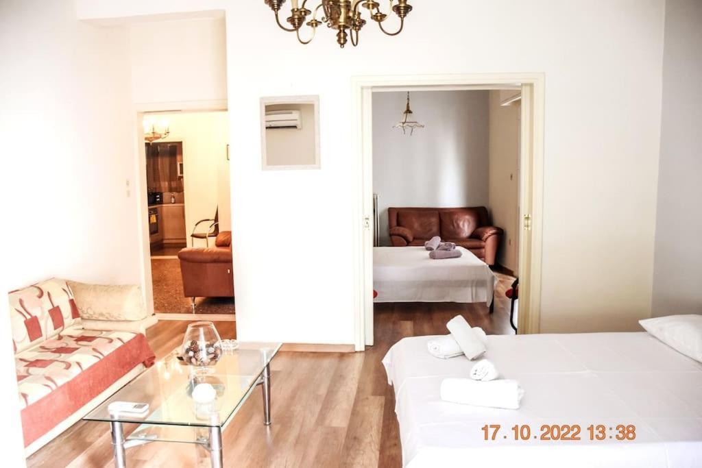 Athens Central 3Bd Apartment Next To Metro Luxury ภายนอก รูปภาพ